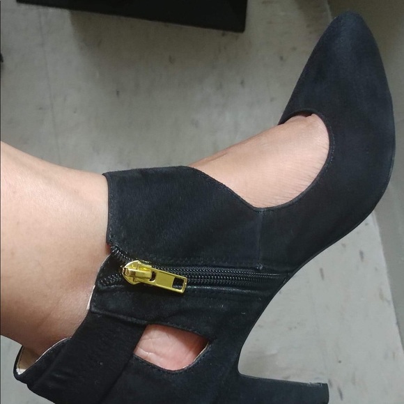 Sexy Suede Heels by Nine West - Price Dropped! - Picture 4 of 4